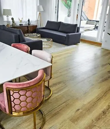 Neubau Stilvolle Dachgeschoss In *